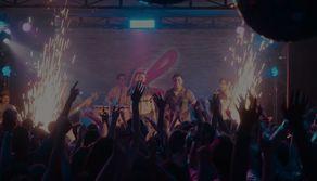 La notte che non passerà: in trend su Netflix la serie sull’incendio che ricorda quello di Crans-Montana