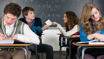 Compagno di banco: è amore, ma come dirlo?