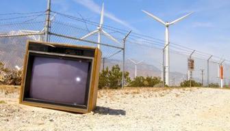 Basta veline e tronisti: studenti spengono la tv