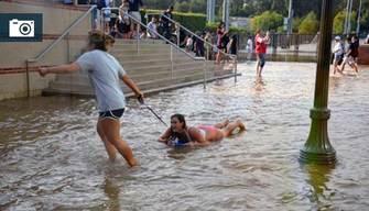Università allagata diventa un parco giochi