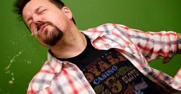 La coinquilina peggiore del mondo: sputava nel cibo delle amiche