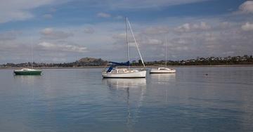 Studente vive su yatch da 800£ per risparmiare