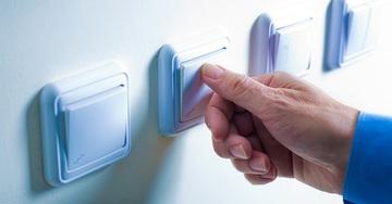 10 consigli per risparmiare su energia elettrica e riscaldamento