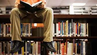 Studenti: vogliamo leggere di più, ma basta mattoni