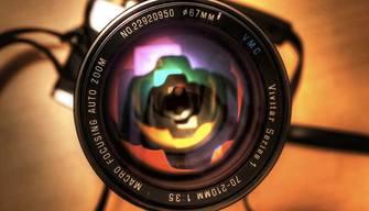 Microspie a scuola per spiare i prof