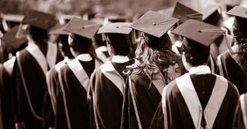 Lavoro neolaureati: in Italia 6 su 10 sono disoccupati, peggio solo la Grecia