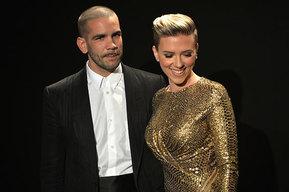 20 personaggi famosi che hanno sposato i loro fans