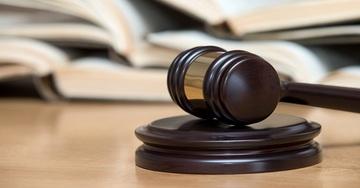 20+ motivi per fidanzarsi con una studentessa di giurisprudenza