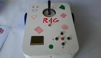 Problemi con la geometria? Robot for Geometry potrebbe aiutarti!