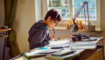 Esami di riparazione: per la metà dei ‘rimandati’ un’estate di ripetizioni