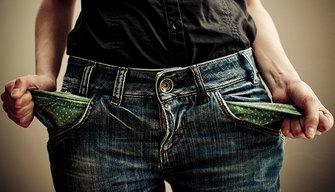 Studentessa "riccona" si laurea senza tasse, ma tanti idonei rimangono a bocca asciutta