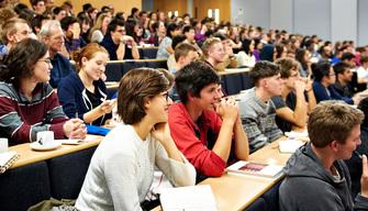 #RiscattaLaurea, Baretta: 'Proviamo ad andare incontro ai giovani'