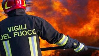 Danno fuoco alla scuola: avevano paura di essere bocciati