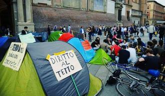 Sciopero studenti 8 novembre: non ci sono posti letto, universitari in piazza