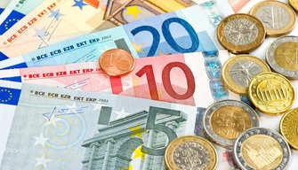 Vuoi evitare la noiosa fila ai colloqui scuola-famiglia? Paga 3 euro