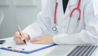 Certificato medico assenze scolastiche: come funziona e quali regioni lo hanno abolito