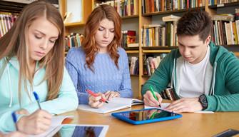 Maturità 2020, seconda prova Matematica e Fisica: guida alla traccia dello scientifico