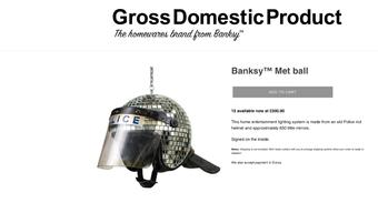 Banksy apre uno shop online: i più assurdi oggetti d'arte che puoi comprare (forse)