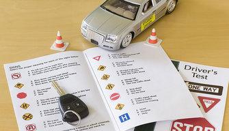 Cosa serve per iscriversi alla scuola guida? Documenti e scadenze