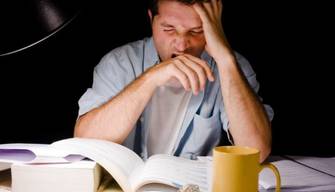 Studi sempre di notte? I consigli per farlo in maniera efficace