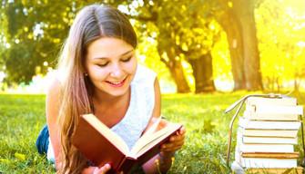 Troppi giovani che non sanno (e non vogliono) leggere? Non tra le ragazze