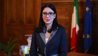 Scuola, il MI risponde ai presidi: così distribuiremo le mascherine a scuola