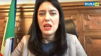 Maturità 2020, Azzolina: il maxi-orale vale 40 crediti, no alla tesina. Si parte il 17 giugno