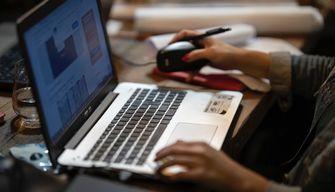 18 app, gli studenti: estendere il bonus ai dispositivi elettronici per la didattica a distanza