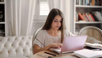 Terza media 2020: niente esame e solo la tesina se non si rientra entro il 18 maggio