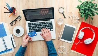 Potrai fare shopping online su Facebook: ecco come comprare su Shops