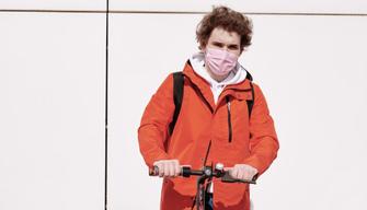 Mascherine in classe, 5 in condotta per chi non le porta?