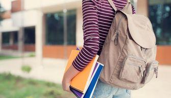 Rientro a scuola: fondi dal MI per i libri scolastici per gli studenti