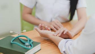 Test professioni sanitarie 2020, i trucchi per rispondere ai quiz