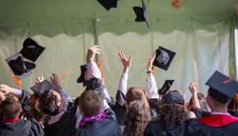 Università, a dicembre 2022 ancora in calo gli immatricolati. Ma i numeri non sono definitivi