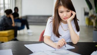 Le 5 scuse da non usare con i prof il giorno dell'esame