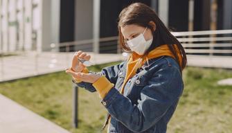 Ritorno a scuola, ministro Bianchi: "Lavoriamo per la scuola in presenza, senza se e senza ma"