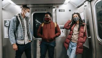 Sull'autobus tornerà il controllore, anche per mascherina e Green pass: le novità del piano trasporti da settembre