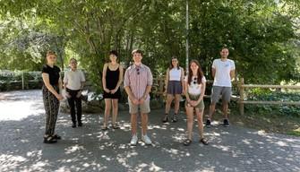 Salvare una vita è possibile: 10 cose da sapere per dare una mano a chi sta soffrendo