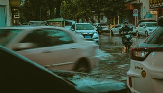 Maltempo, quando e come si decide di chiudere le scuole per allerta meteo?