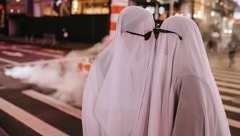 Costumi di Halloween 2021: i travestimenti da fare in coppia