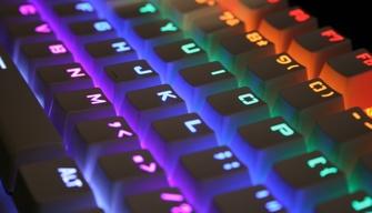 Twitch, rivelati guadagni milionari degli streamer: la community si scaglia contro gli hacker