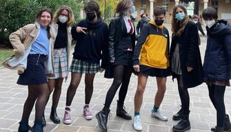 A Monza studenti e studentesse a scuola con la gonna: i motivi della protesta