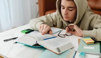 Scuola, torna il vecchio sistema: tutti in Dad anche con un solo positivo in classe