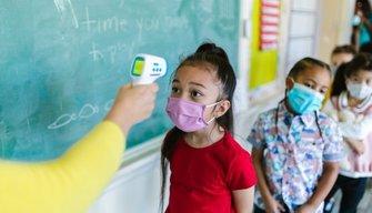 Scuola e quarantene, si torna di nuovo alle regole di novembre: sconcerto dei presidi
