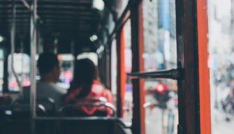 Trasporti e Green Pass: tamponi gratuiti per studenti? L'ipotesi