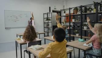 Scuola, il personale no-vax è circa l'1%: lo ha detto il ministro