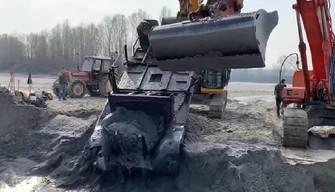 Il Po è in secca, emerge carro armato della seconda guerra mondiale