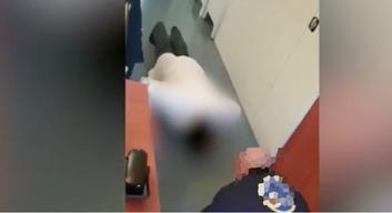 Università, specializzandi costretti a fare le flessioni "per punizione"