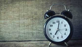 Prolungare l'ora legale fino al 30 novembre, la petizione: "Risparmio energetico di oltre 500 milioni euro l'anno"