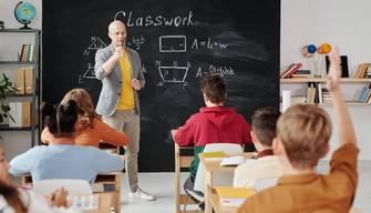 Insegnante assegna "Bella Ciao" come compito delle vacanze di Pasqua